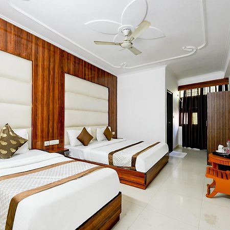 Airport Hotel Kiara - New Delhi Airport Esterno foto