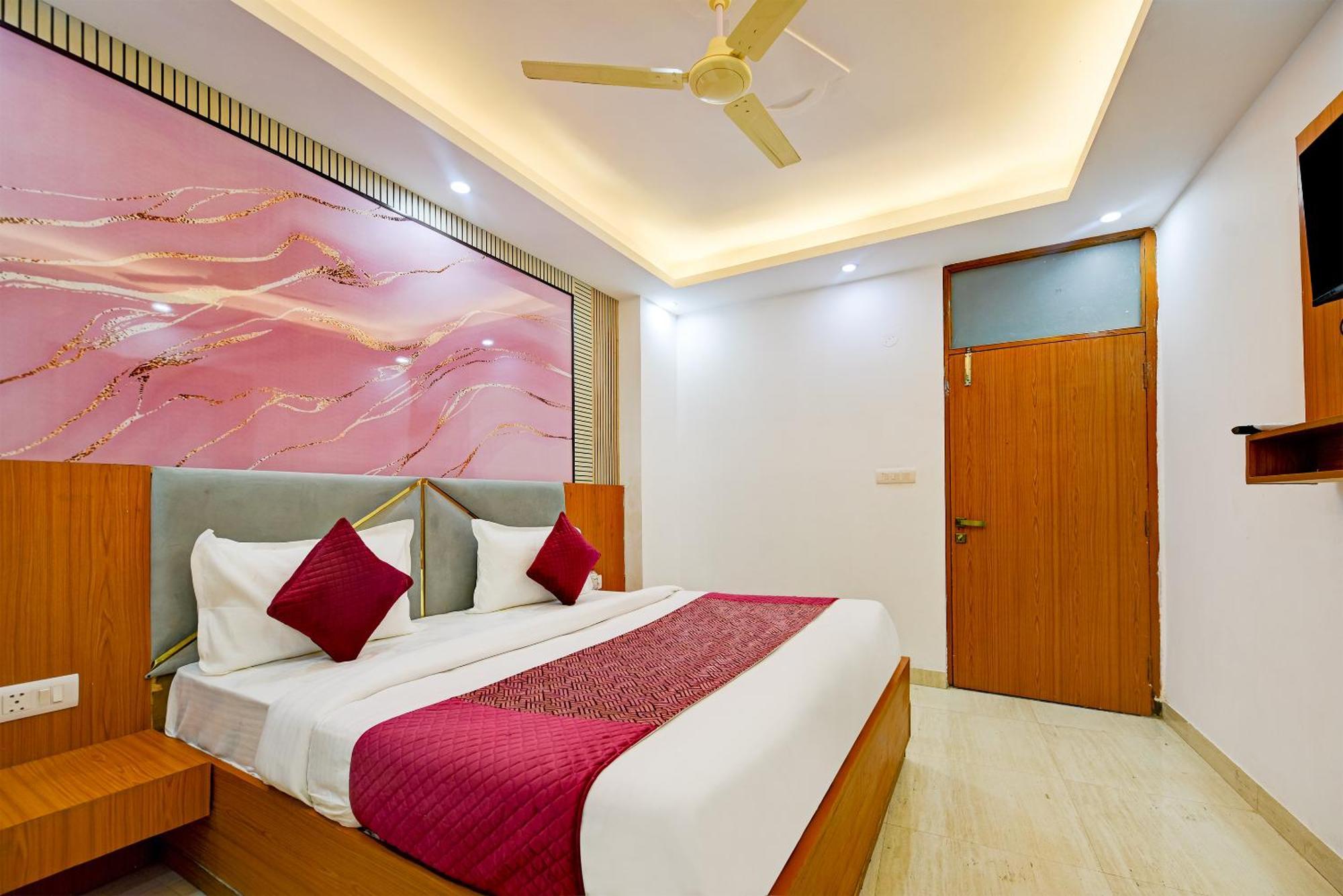 Airport Hotel Kiara - New Delhi Airport Esterno foto