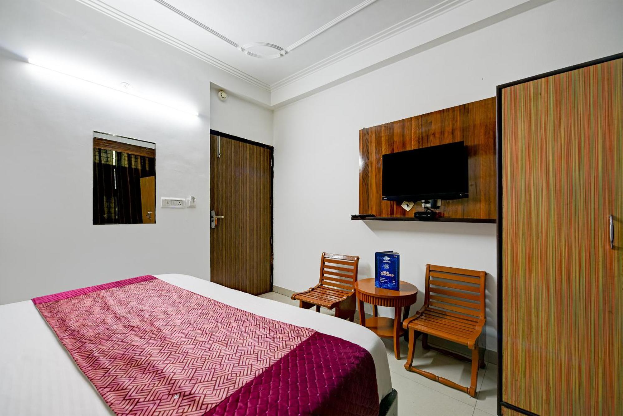 Airport Hotel Kiara - New Delhi Airport Esterno foto