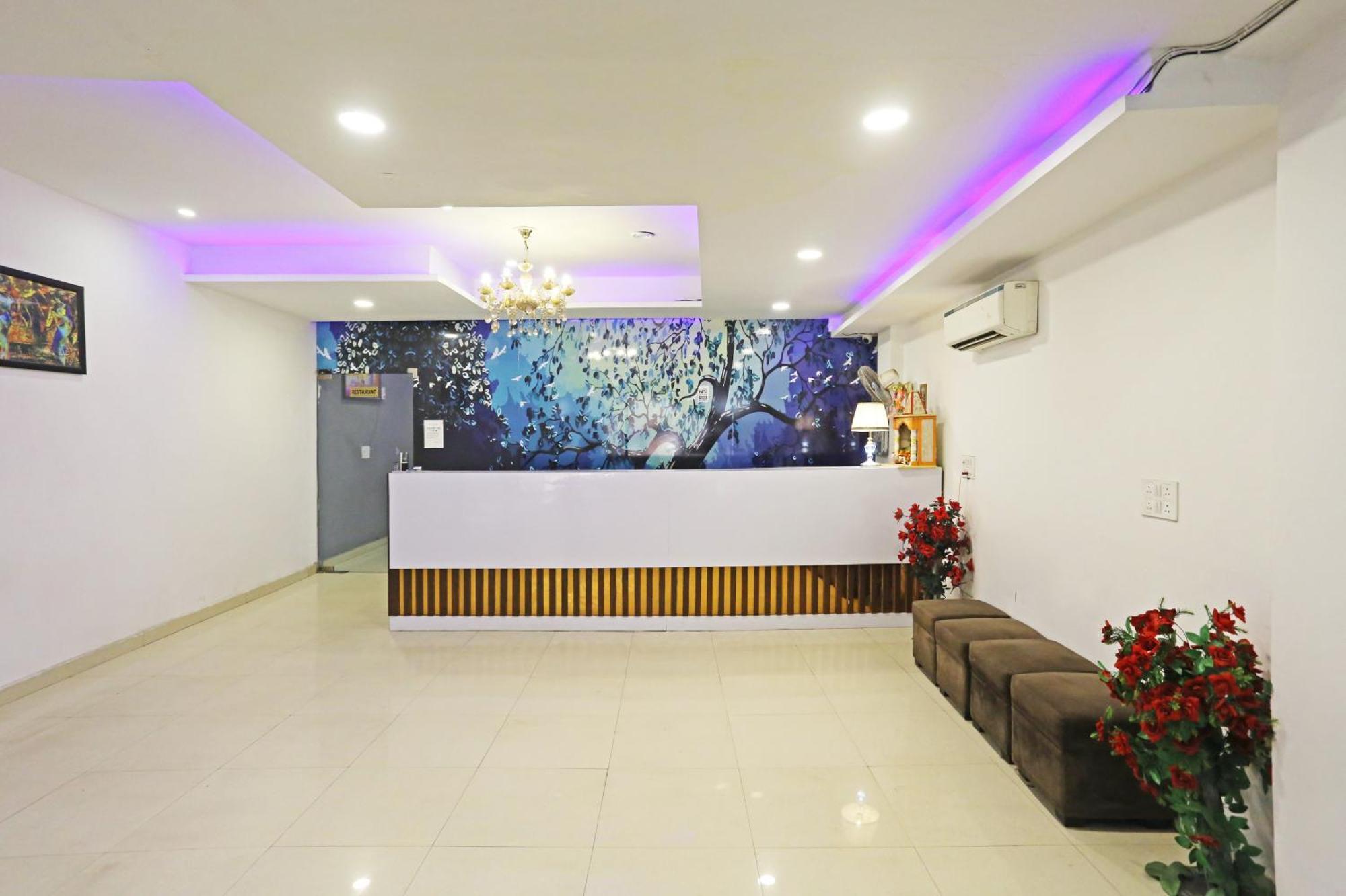 Airport Hotel Kiara - New Delhi Airport Esterno foto